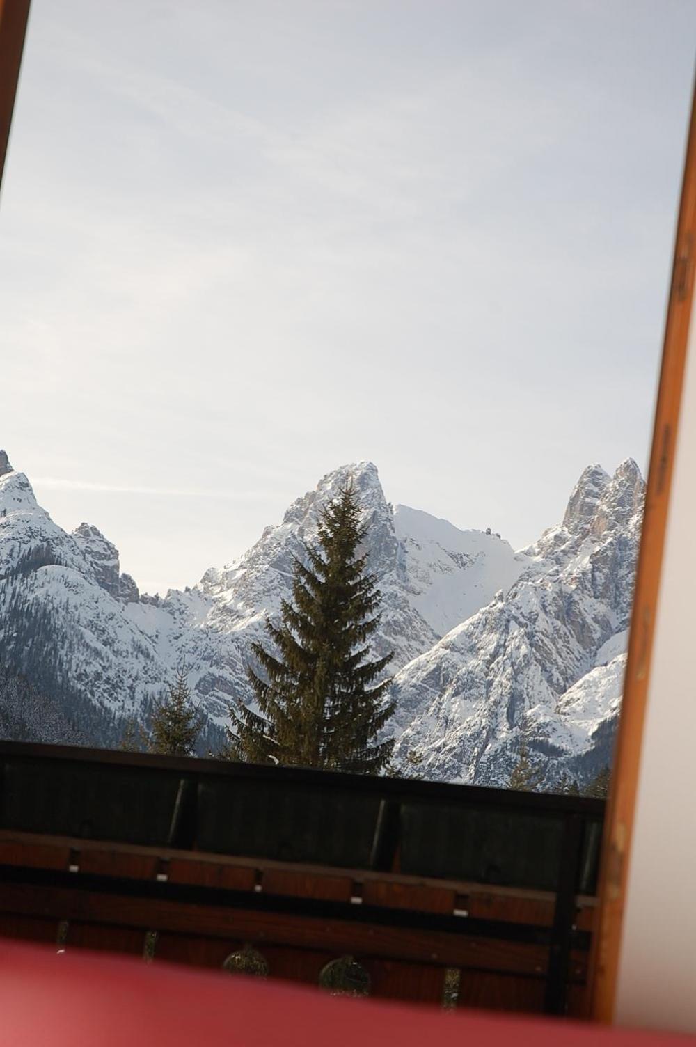 Albergo Ristorante Cacciatori Auronzo di Cadore Exterior photo